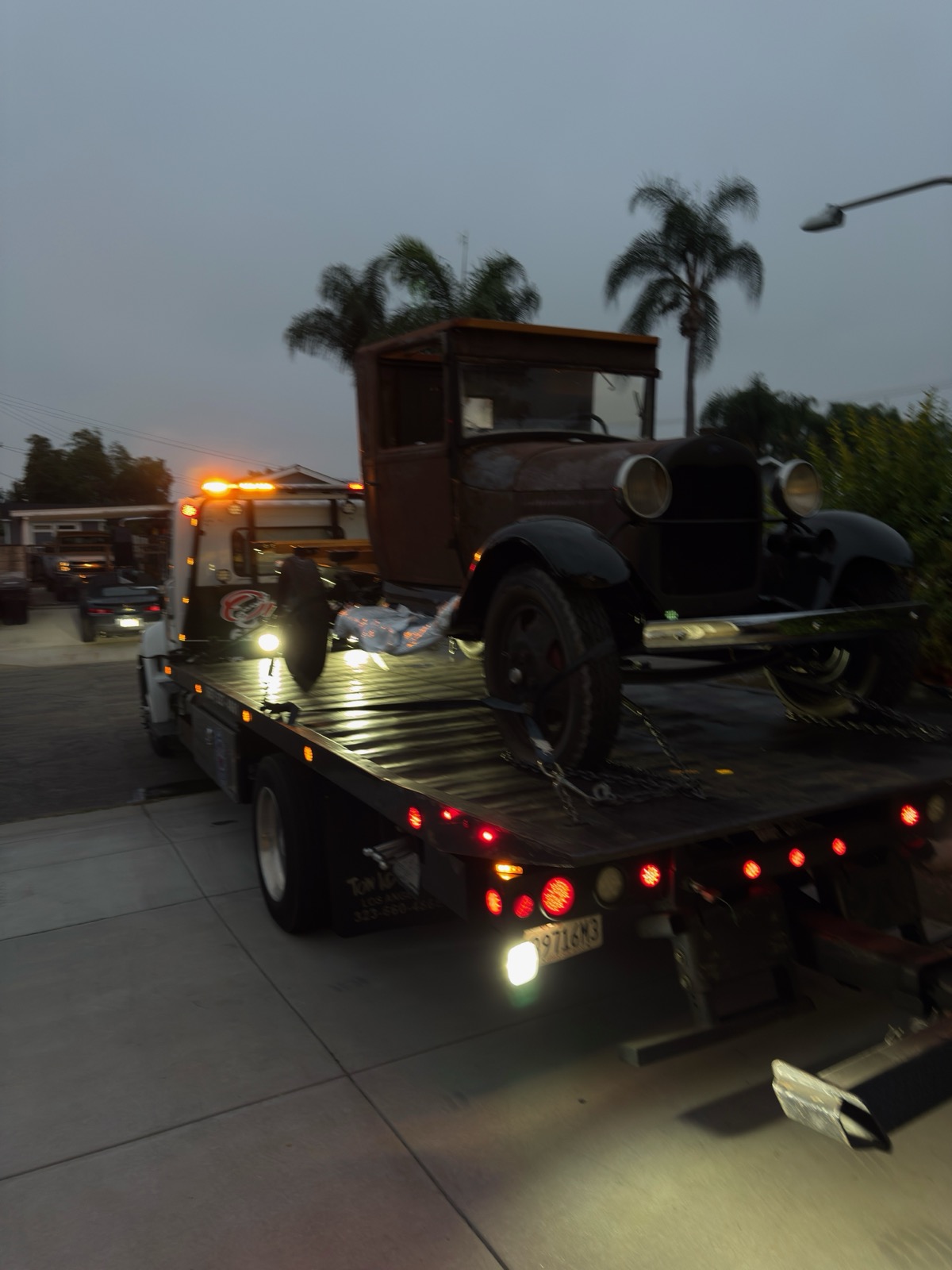 Nighttime heavy duty tow Orange County